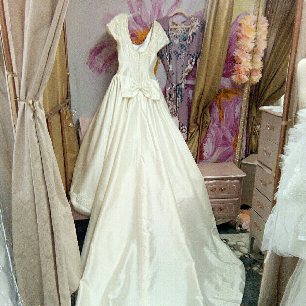 Wedding dress